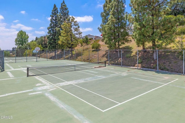2623 Antonio Dr Unit 104, Camarillo, CA 93010 - view of tennis court featuring community basketball court