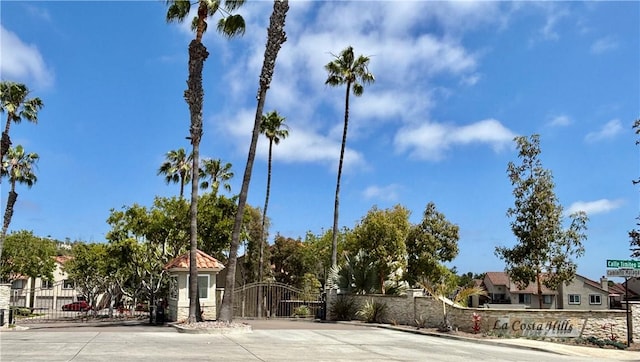 3513 Caminito Sierra Unit 101, Carlsbad, CA 92009 - view of home's community with a gate