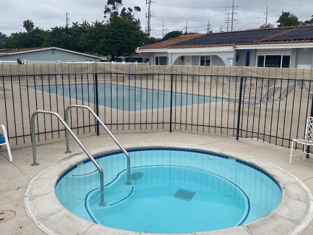 3542 Pear Blossom Cir, Oceanside, CA 92057 - view of swimming pool featuring a jacuzzi