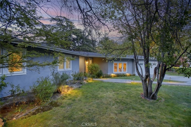 7235 Estepa Dr, Tujunga, CA 91042 - single story home featuring stucco siding and a yard