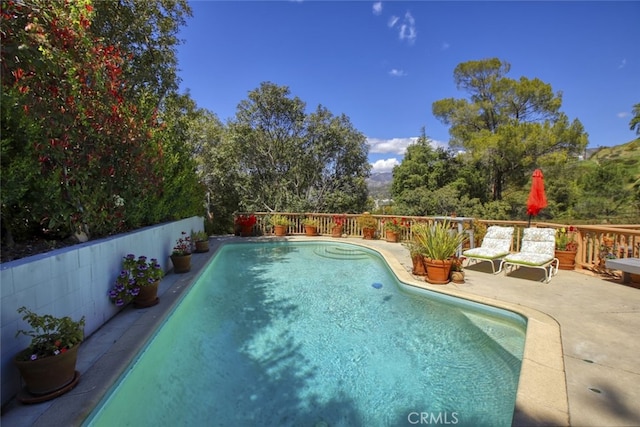 7235 Estepa Dr, Tujunga, CA 91042 - view of pool with a fenced backyard and a patio