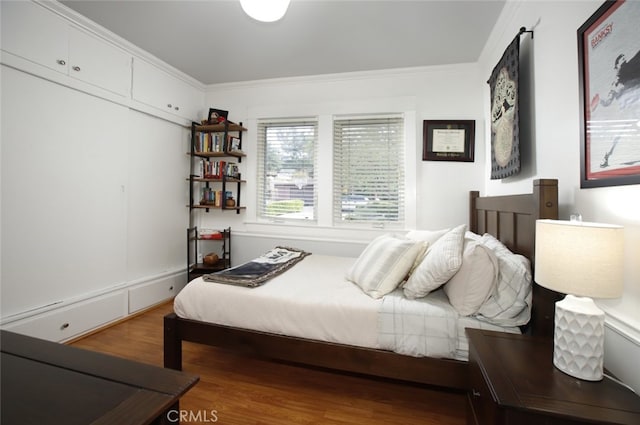 7235 Estepa Dr, Tujunga, CA 91042 - bedroom featuring wood finished floors and ornamental molding