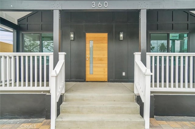 360 E 42nd Pl, Los Angeles, CA 90011 - photo 2