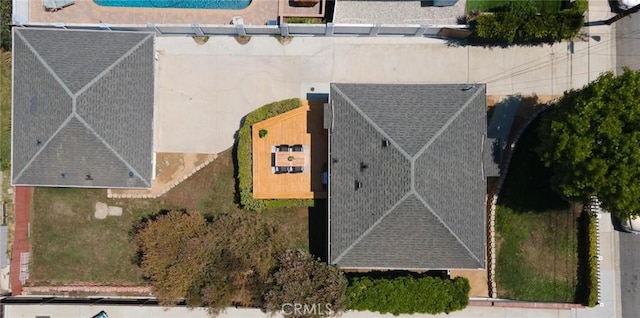 1108 Stanford Ave, Redondo Beach, CA 90278 - view of subject property with a pool area