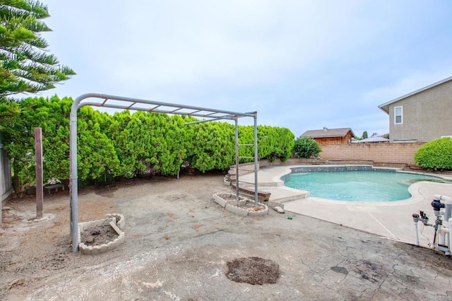 9336 Nalini Ct, Santee, CA 92071 - view of swimming pool featuring a fenced backyard and a patio area
