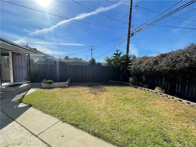 2221 Granada Ave, Long Beach, CA 90815 - view of yard