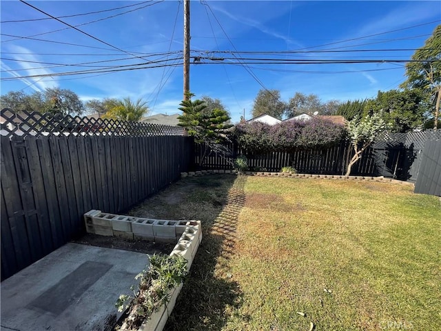 2221 Granada Ave, Long Beach, CA 90815 - view of yard