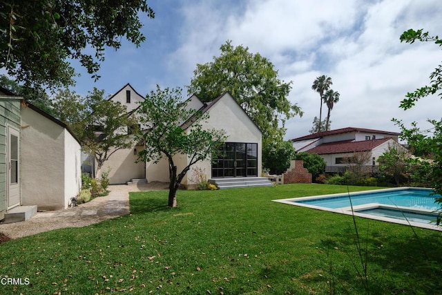2384 E Orange Grove Blvd, Pasadena, CA 91104 - rear view of property with stucco siding
