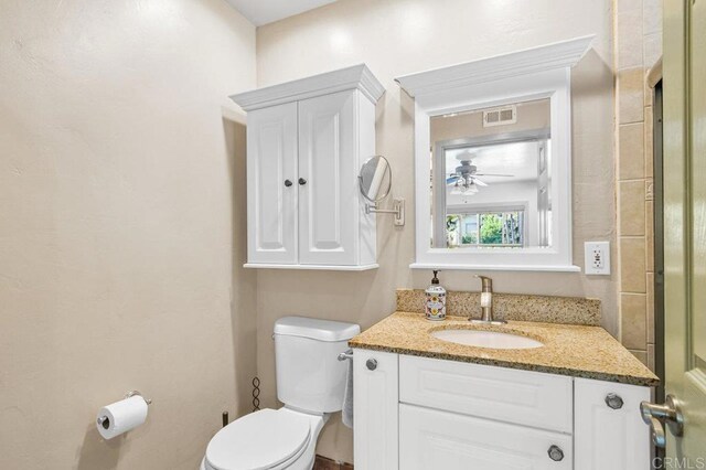 1923 Hidden Mesa Rd, El Cajon, CA 92019 - bathroom with vanity and a ceiling fan