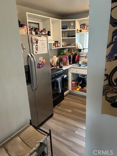 12758 5th St, Yucaipa, CA 92399 - view of pantry