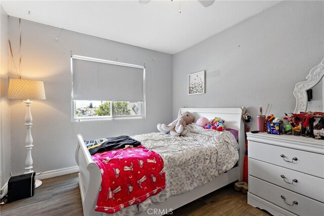 39985 Falcon Way, Murrieta, CA 92562 - bedroom featuring wood finished floors, baseboards, and a ceiling fan