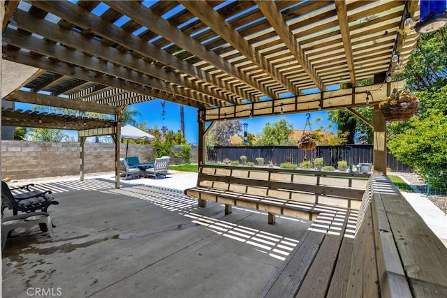 39985 Falcon Way, Murrieta, CA 92562 - fenced backyard with a pergola and a patio