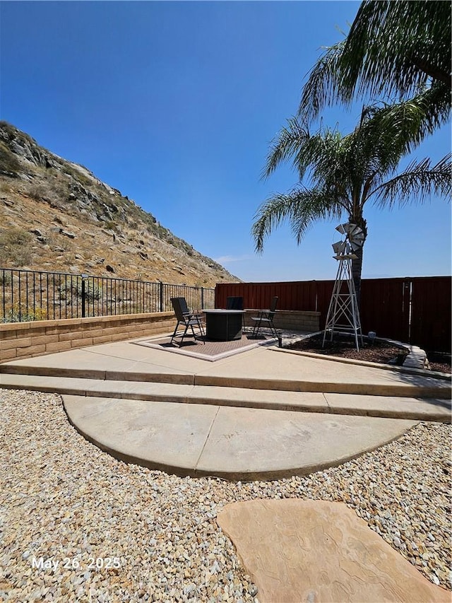 200 Janzen Way, Hemet, CA 92545 - view of yard with an outdoor fire pit and a mountain view