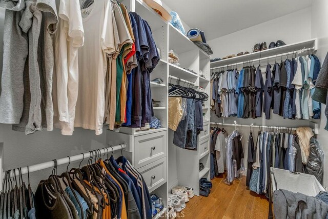 2189 Myers St, Riverside, CA 92503 - spacious closet featuring light wood finished floors