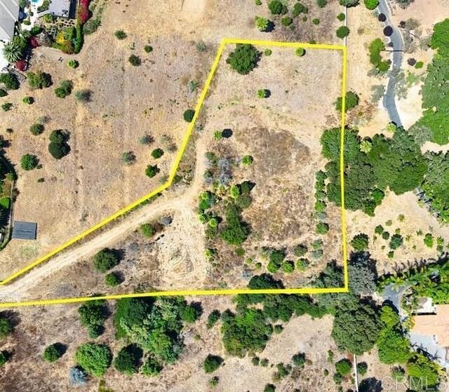 30409 Disney Ln, Vista, CA 92084 - photo 11