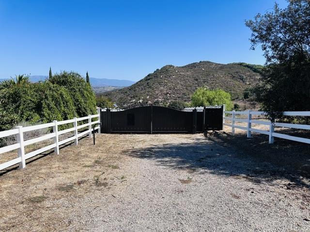 30409 Disney Ln, Vista, CA 92084 - photo 10