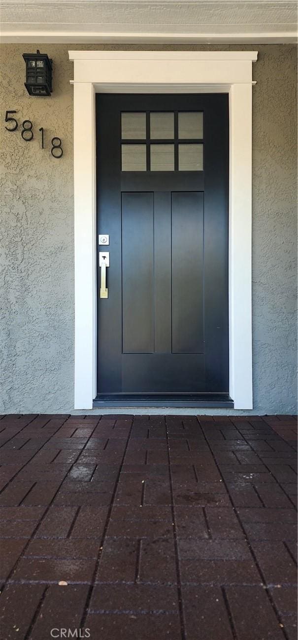 5818 Tyler St, Riverside, CA 92503 - entrance to property featuring stucco siding