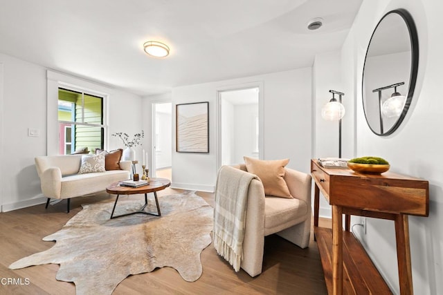 5333 Monte Vista St, Highland Park, CA 90042 - living room featuring wood finished floors and baseboards