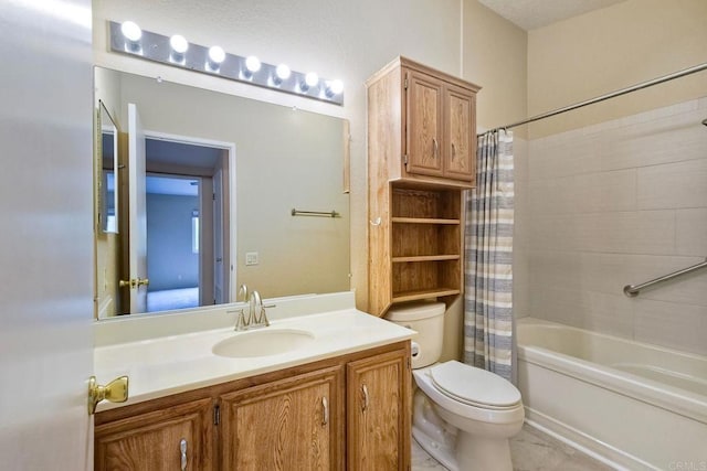 6496 Friendly Pl, Carlsbad, CA 92011 - full bathroom featuring toilet, shower / bathtub combination with curtain, and vanity