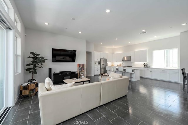 26956 Nature View Pl, Valencia, CA 91355 - living area featuring recessed lighting