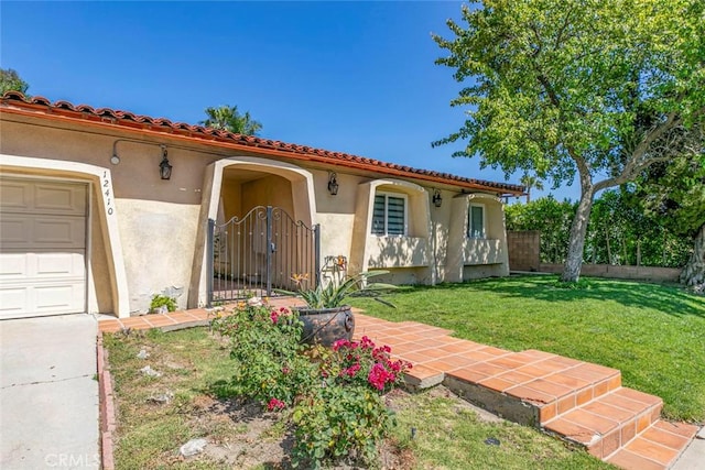 12410 Mclennan Ave, Granada Hills, CA 91344 - view of front of house with stucco siding