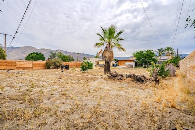 502 S Rosario Ave, San Jacinto, CA 92583 - view of yard with a mountain view