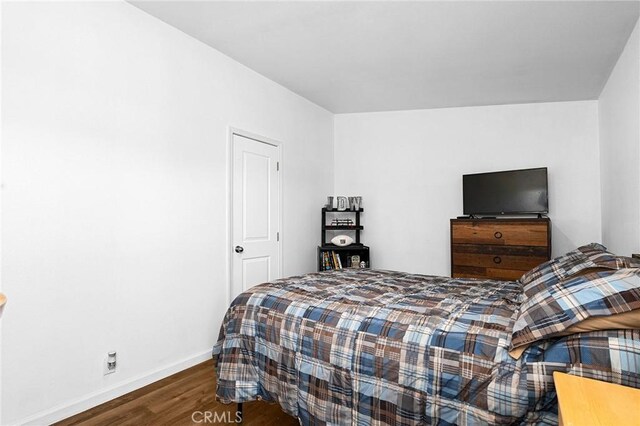1863 Norwood Dr, Paradise, CA 95969 - bedroom featuring wood finished floors and baseboards