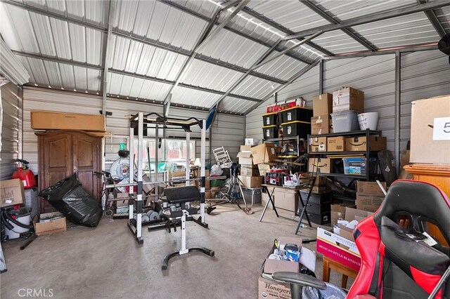 1863 Norwood Dr, Paradise, CA 95969 - garage featuring metal wall