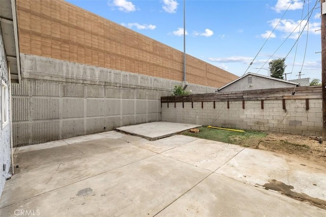 13339 Bonanza St, Arleta, CA 91331 - fenced backyard with a patio