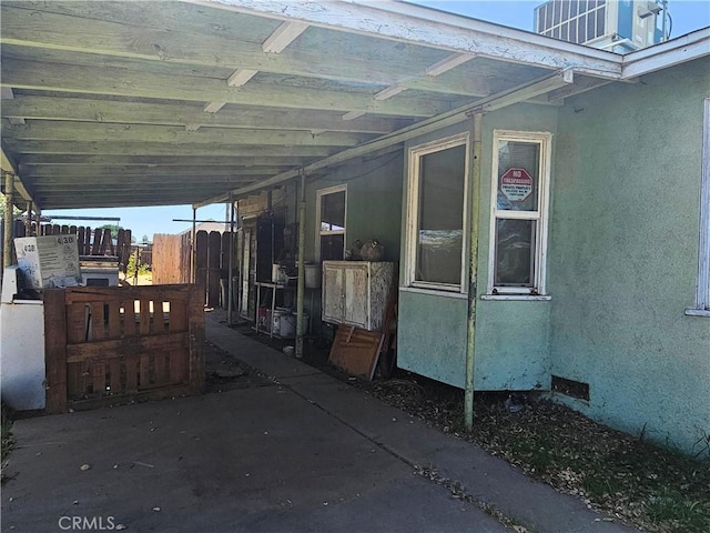 415 E Florinda St, Hanford, CA 93230 - view of patio / terrace