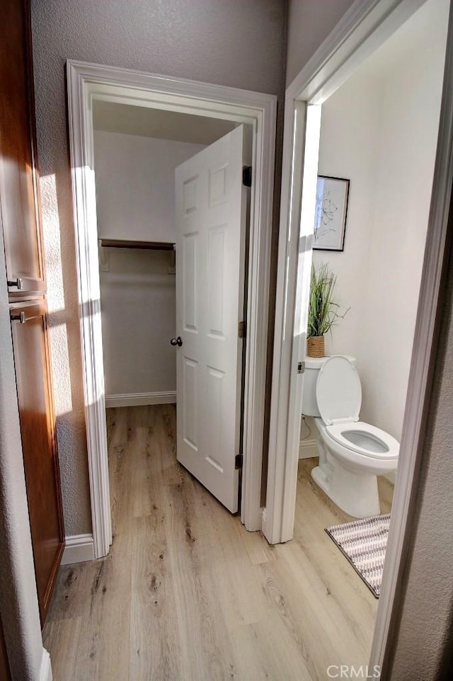 691 Pinot Blanc Ct, Los Banos, CA 93635 - bathroom featuring wood finished floors and toilet