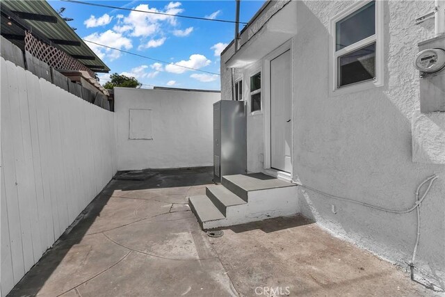3140 Pluma St, Lynwood, CA 90262 - view of patio / terrace