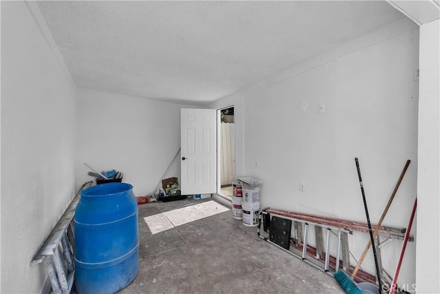 3140 Pluma St, Lynwood, CA 90262 - empty room featuring unfinished concrete floors and a textured ceiling