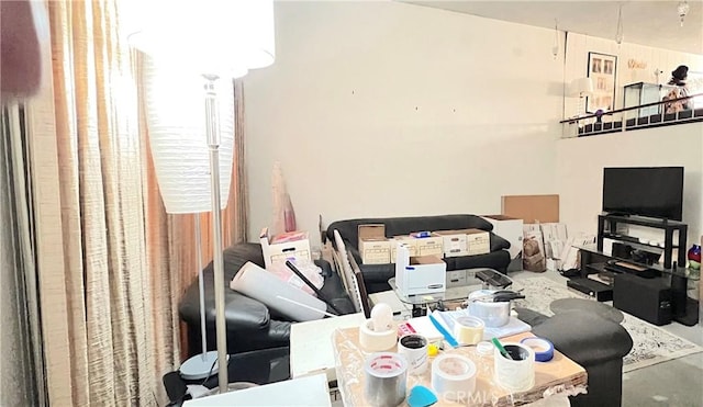 1711 Grismer Ave Unit 40, Burbank, CA 91504 - view of living room