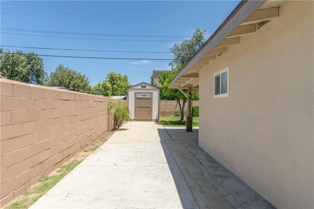 5611 Harold St, Riverside, CA 92503 - fenced backyard with a patio