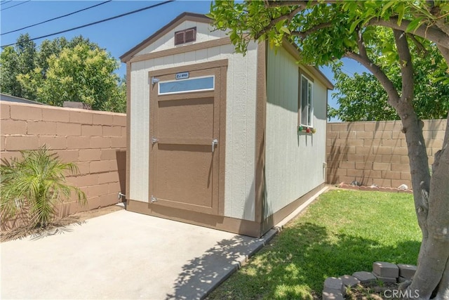 5611 Harold St, Riverside, CA 92503 - view of shed with a fenced backyard