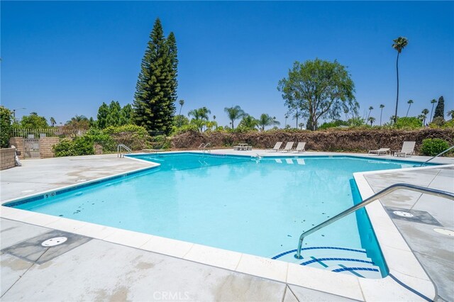 2627 Mangrove Way, Riverside, CA 92506 - community pool featuring a patio area