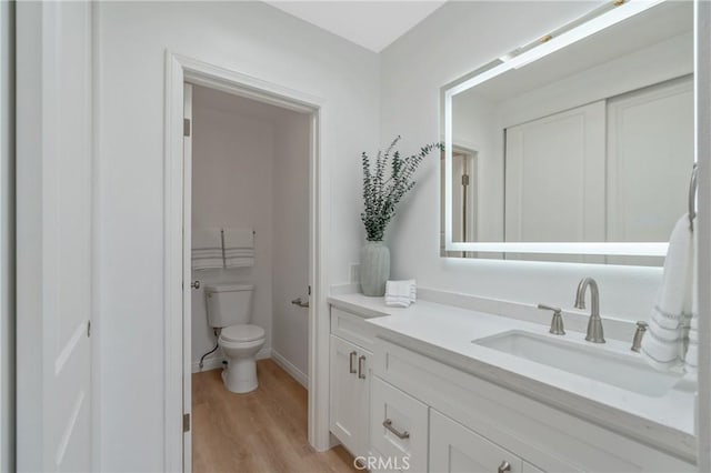 900 Cedar St Unit 308, El Segundo, CA 90245 - bathroom with vanity and wood finished floors