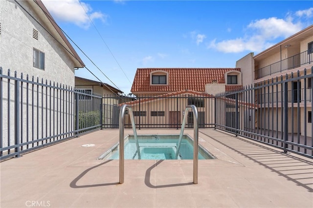 900 Cedar St Unit 308, El Segundo, CA 90245 - view of swimming pool featuring a community hot tub