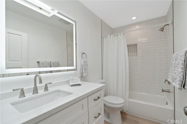 900 Cedar St Unit 308, El Segundo, CA 90245 - bathroom with vanity, shower / bathtub combination with curtain, and wood finished floors