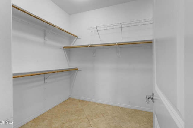 1315 Donegal Way, Oxnard, CA 93035 - view of walk in closet