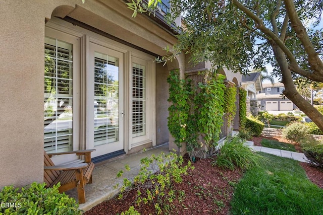 1315 Donegal Way, Oxnard, CA 93035 - property entrance featuring stucco siding