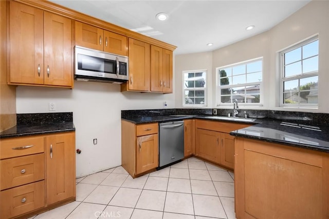 657 S Sadler Ave, East Los Angeles, CA 90022 - photo 14