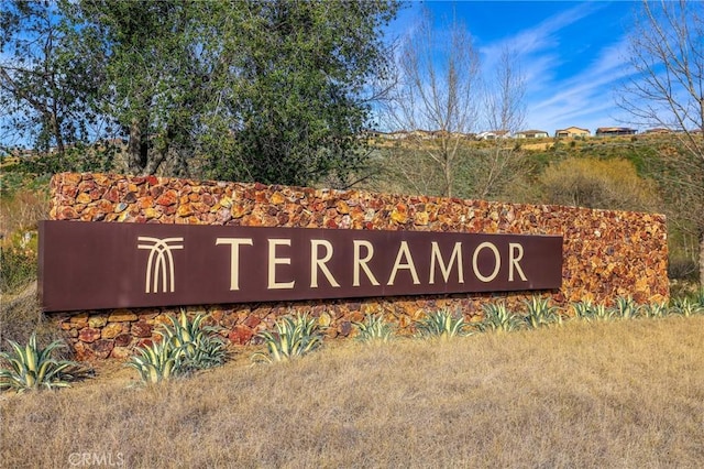 24190 Evesong Dr, Corona, CA 92883 - view of community sign