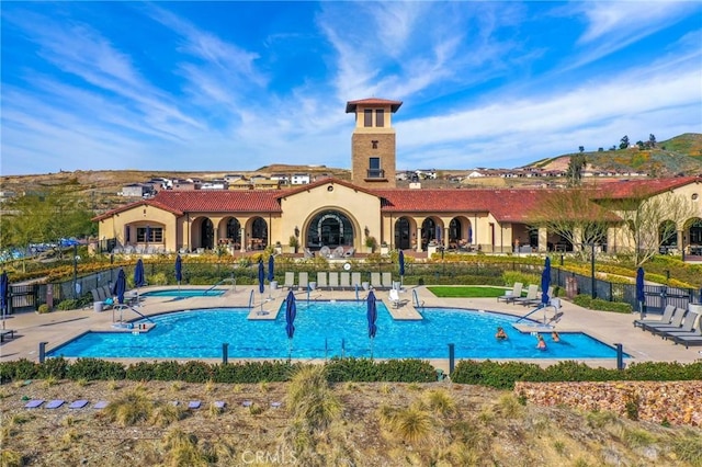 24190 Evesong Dr, Corona, CA 92883 - community pool with a patio