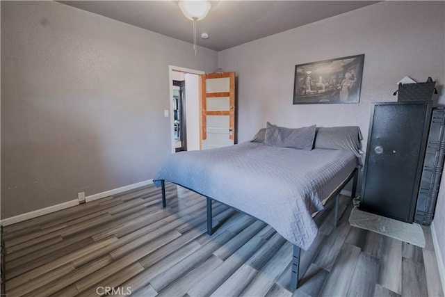 5837 Esperanza Ave, Whittier, CA 90606 - bedroom with wood finished floors and baseboards