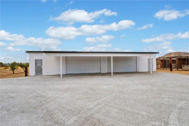 14040 Oden Dr, Apple Valley, CA 92307 - view of detached garage