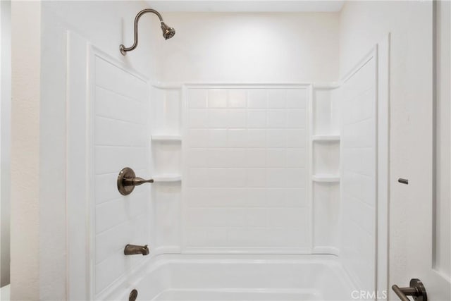 14040 Oden Dr, Apple Valley, CA 92307 - bathroom with shower / bathtub combination