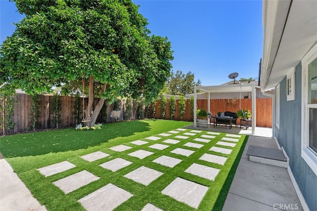 217 N Mcclay St, Santa Ana, CA 92701 - view of yard with a patio area