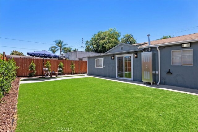 217 N Mcclay St, Santa Ana, CA 92701 - view of yard featuring a patio area